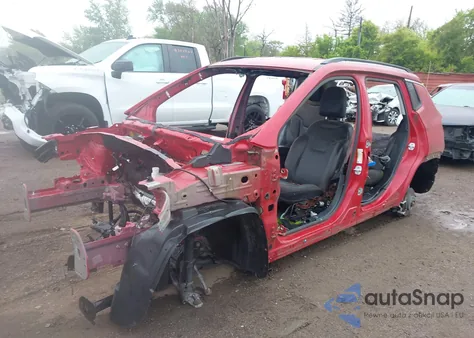 2019 Jeep Compass Limited 4X4 from USA, damaged, VIN 3C4NJDCB7KT791012